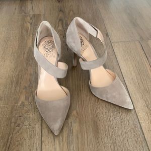Vince Camuto Carlotte suede nude